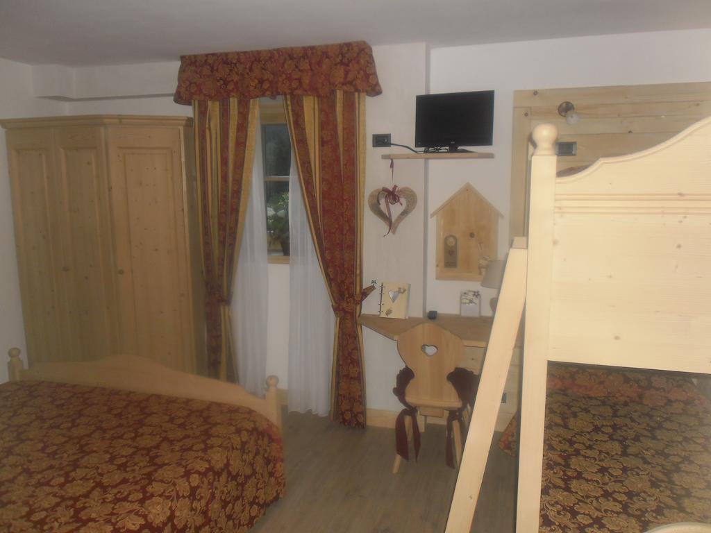 Maso Pin Bed and Breakfast Madonna Δωμάτιο φωτογραφία