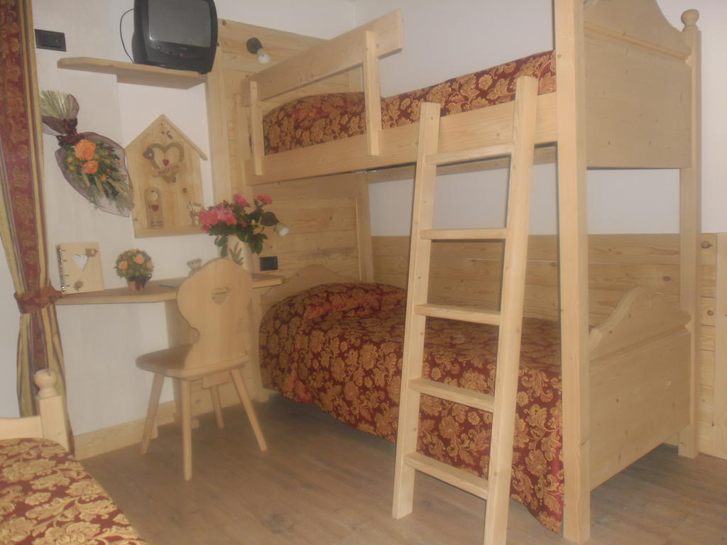 Maso Pin Bed and Breakfast Madonna Δωμάτιο φωτογραφία